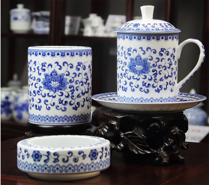 4頭辦公文具青花滿(mǎn)蓮